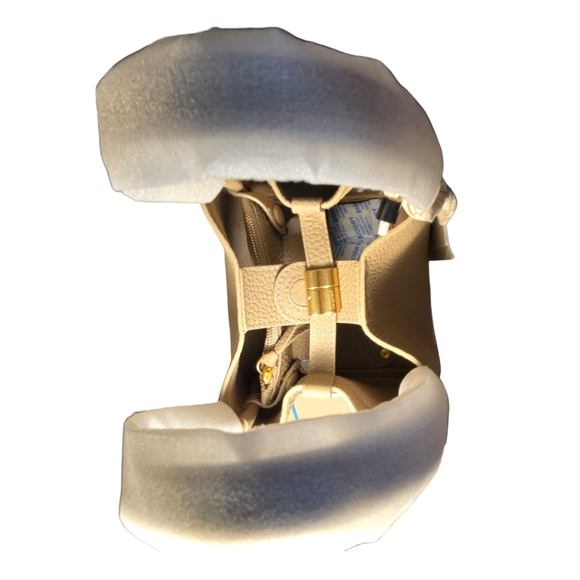 Songmont Small Song Bag Cream Apricot With Crossbody Strap & Detachable Wallet - Picture 7 of 13